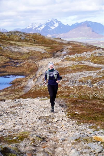 Toolia Ulvik en la carrera de montaña en Noruega en la primavera de 2025