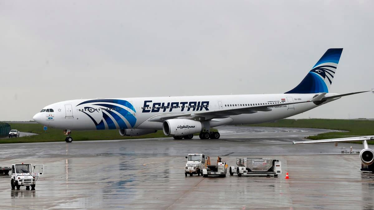 Dix ans aprs l'crasement d'Egyptair, la perspective d'un non-lieu indigne les familles | JDM Dix ans aprs l'crasement d'Egyptair, la perspective d'un non-lieu indigne les familles | JDM