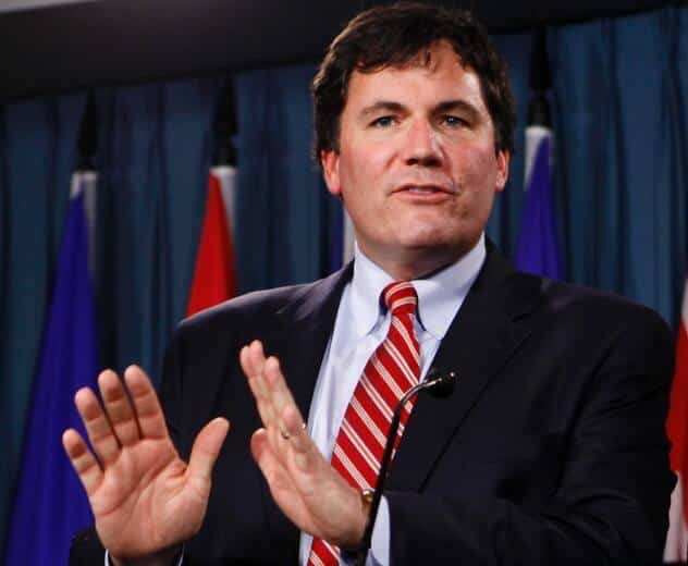 Le ministre f&eacute;d&eacute;ral des Affaires intergouvernementales atteint de la COVID-19