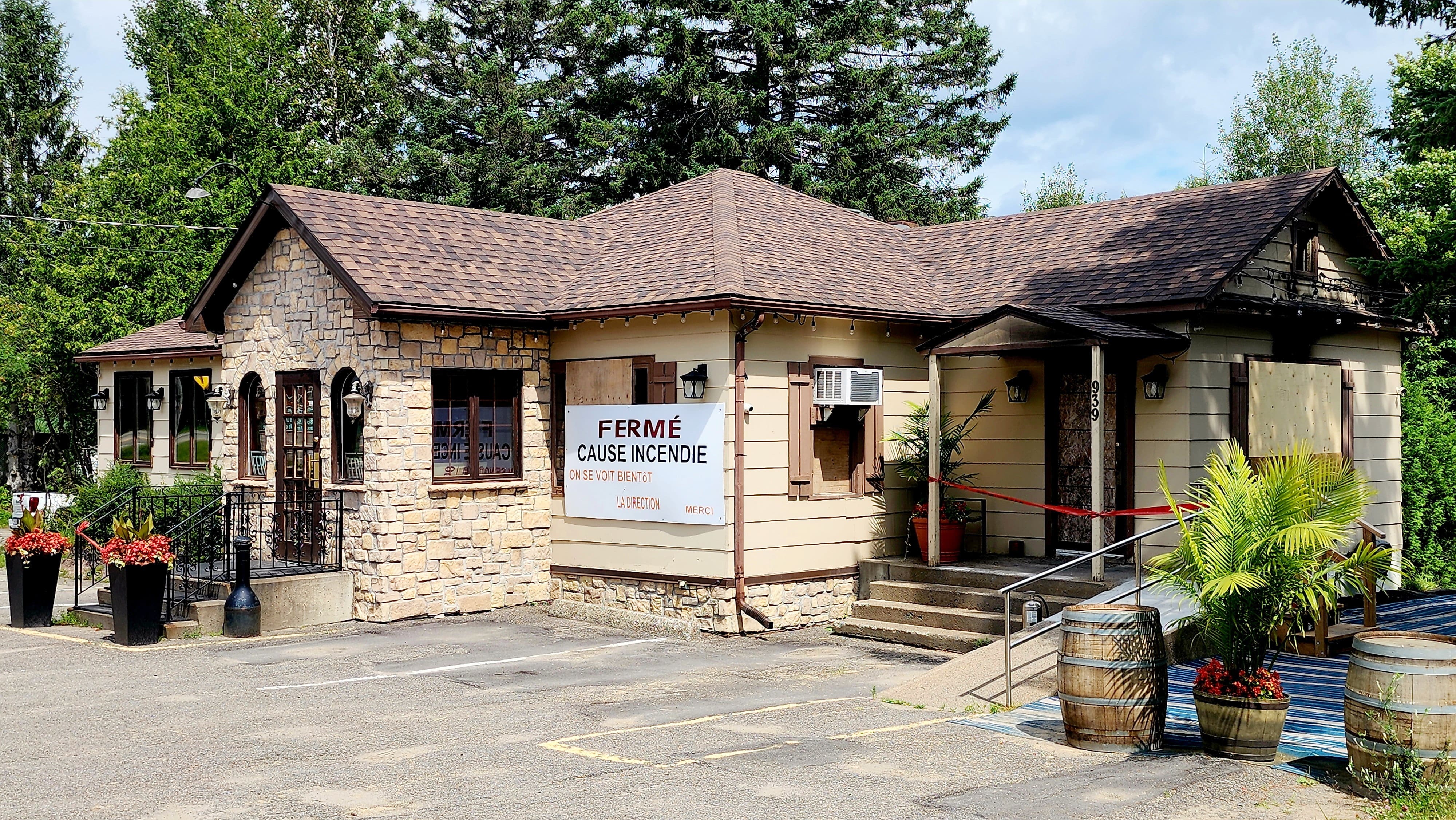 «Nous avons le cœur brisé»: une vague d’incendies criminels frappe les Laurentides