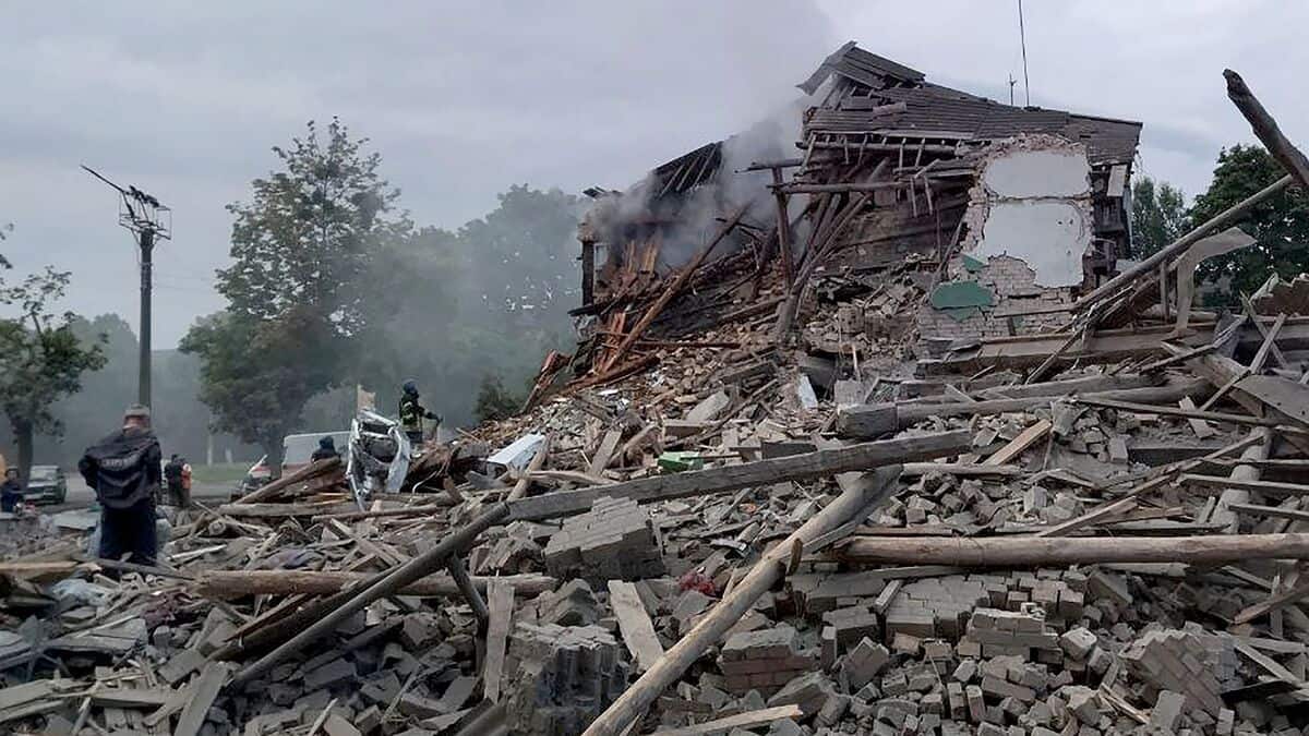 La Russie accusée de tirer des missiles depuis la centrale nucléaire de Zaporijjia