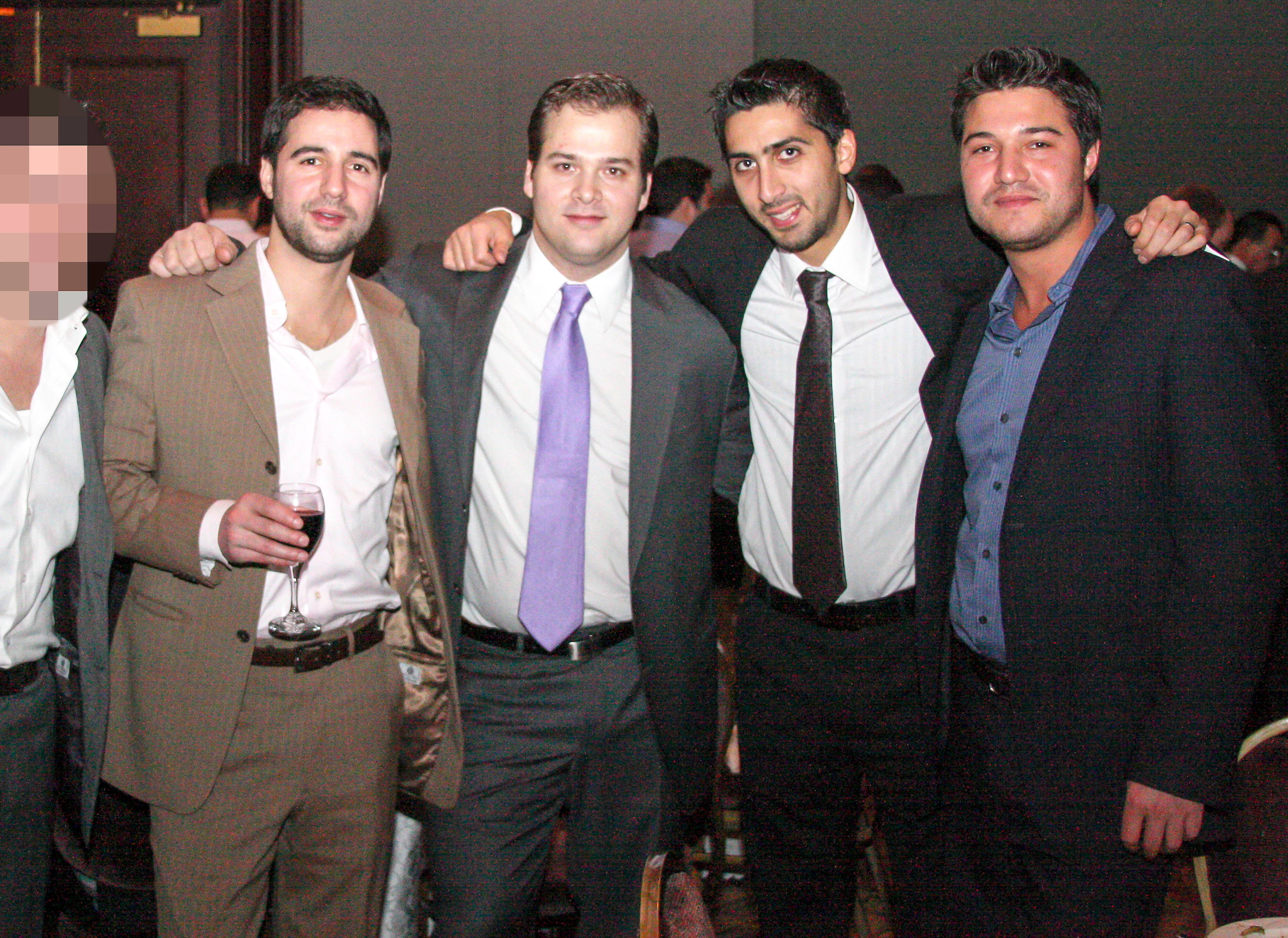 Keezer Manos Youssef