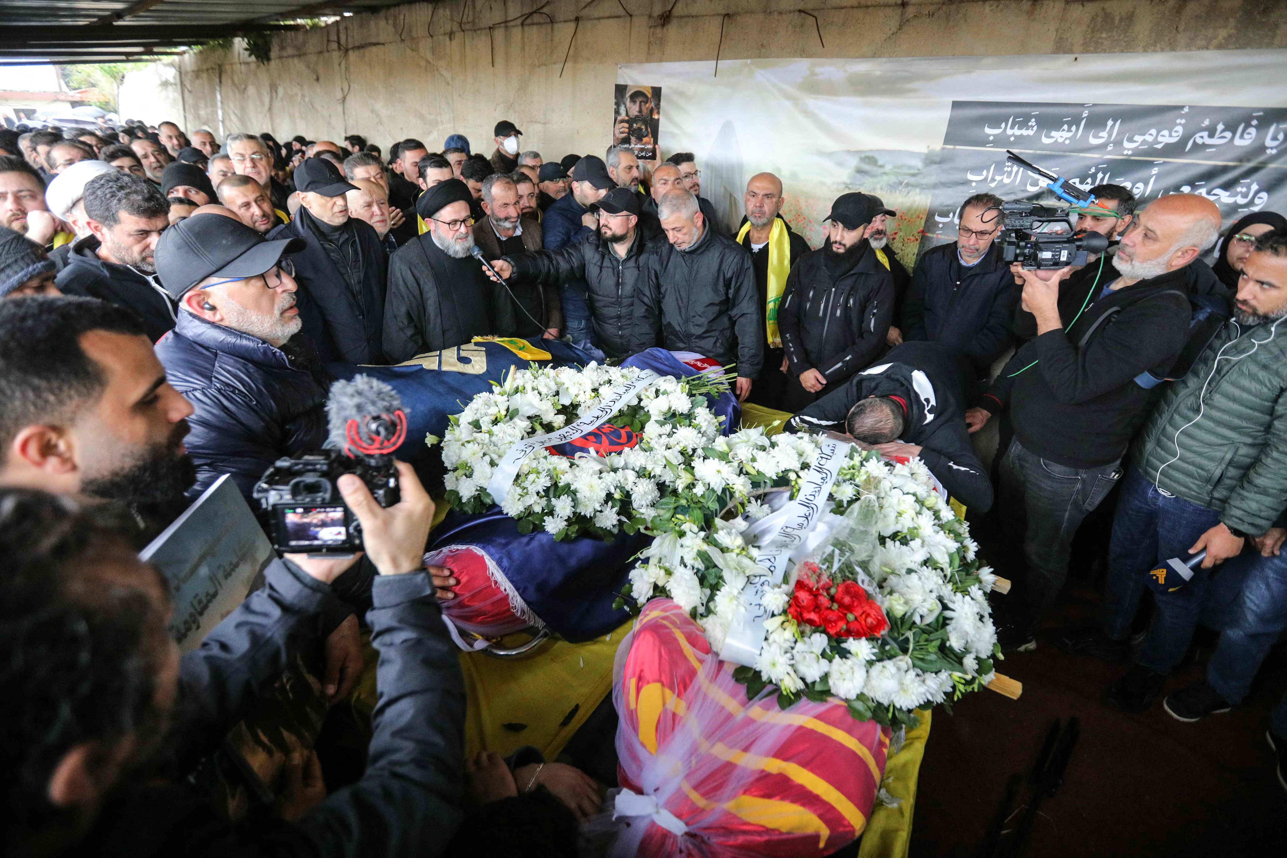 EN DIRECT | Apr&egrave;s un mois de guerre au Moyen-Orient, les &Eacute;tats-Unis se pr&eacute;parent &agrave; des op&eacute;rations sur le terrain