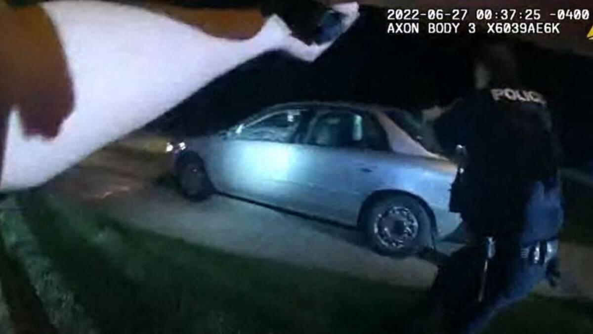 Manifestations après la vidéo d'un homme noir criblé de balles par la police