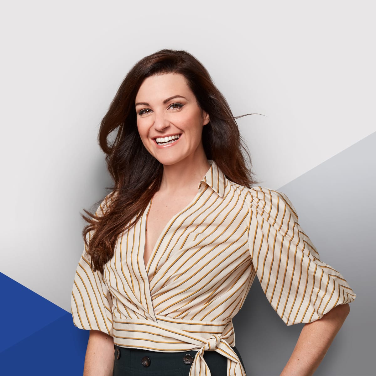 Elle publie son premier livre de recettes