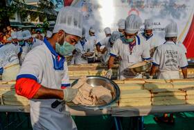 Record Du Plus Long Gateau Du Monde Tva Nouvelles Record Du Plus Long Gateau Du Monde Tva Nouvelles