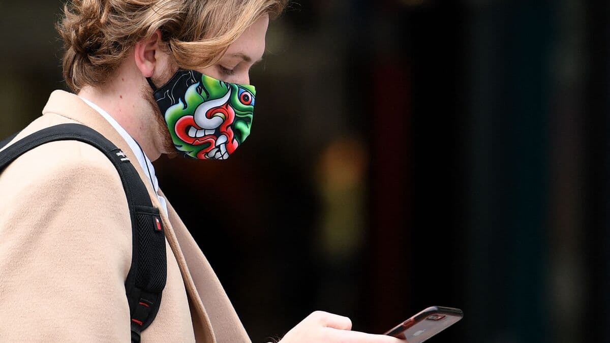 Le gouvernement britannique sous pression pour réagir à la hausse des contaminations