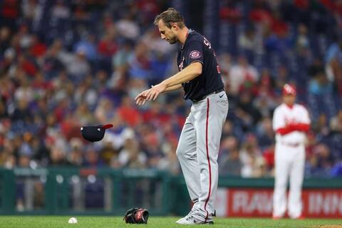 Soiled balls: a real circus!