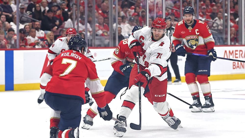 En direct à TVA Sports : Panthers c. Hurricanes