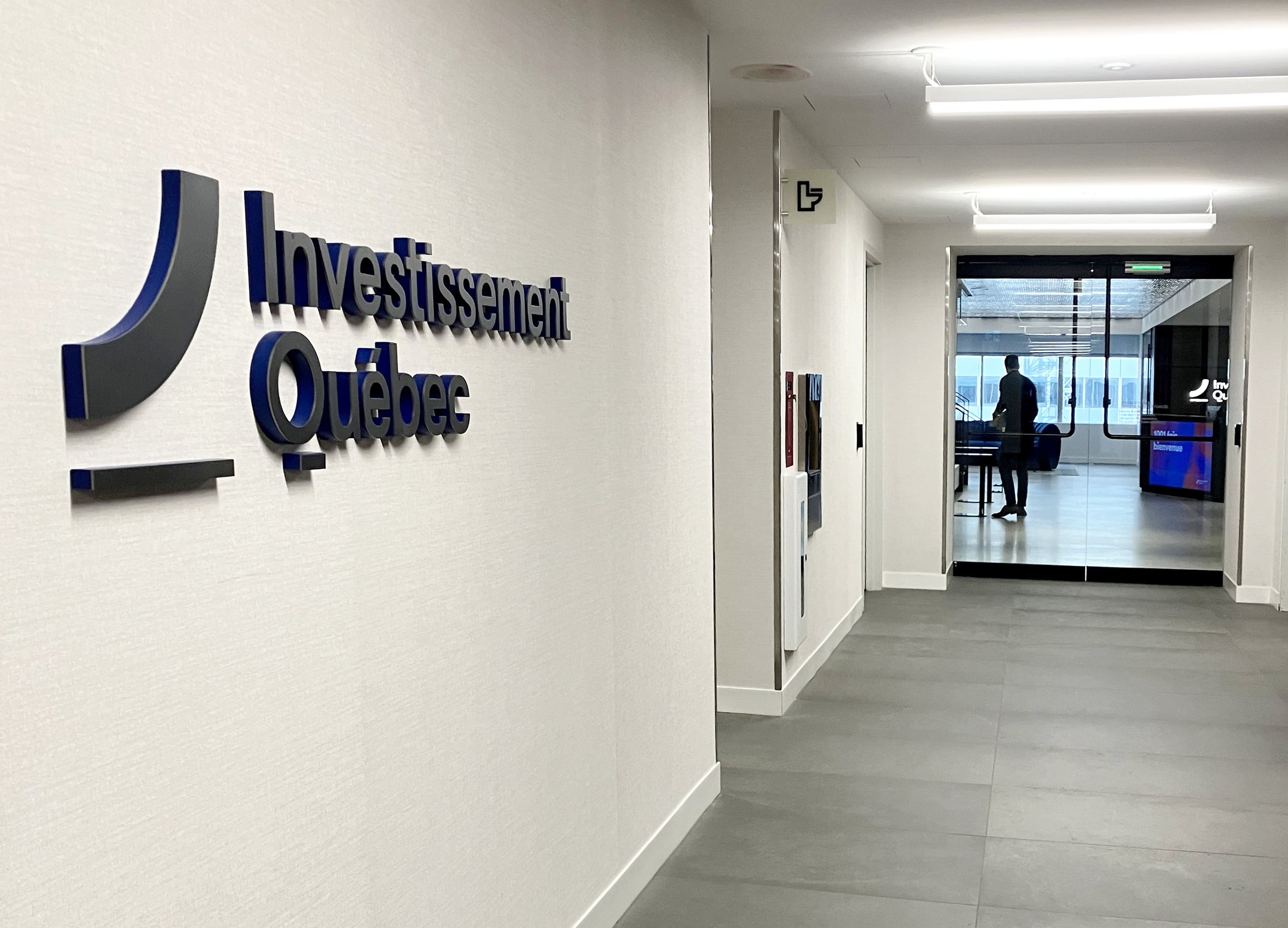 Investissement Qu&eacute;bec garde secret un document sur les risques li&eacute;s aux d&eacute;chets de la fili&egrave;re batterie