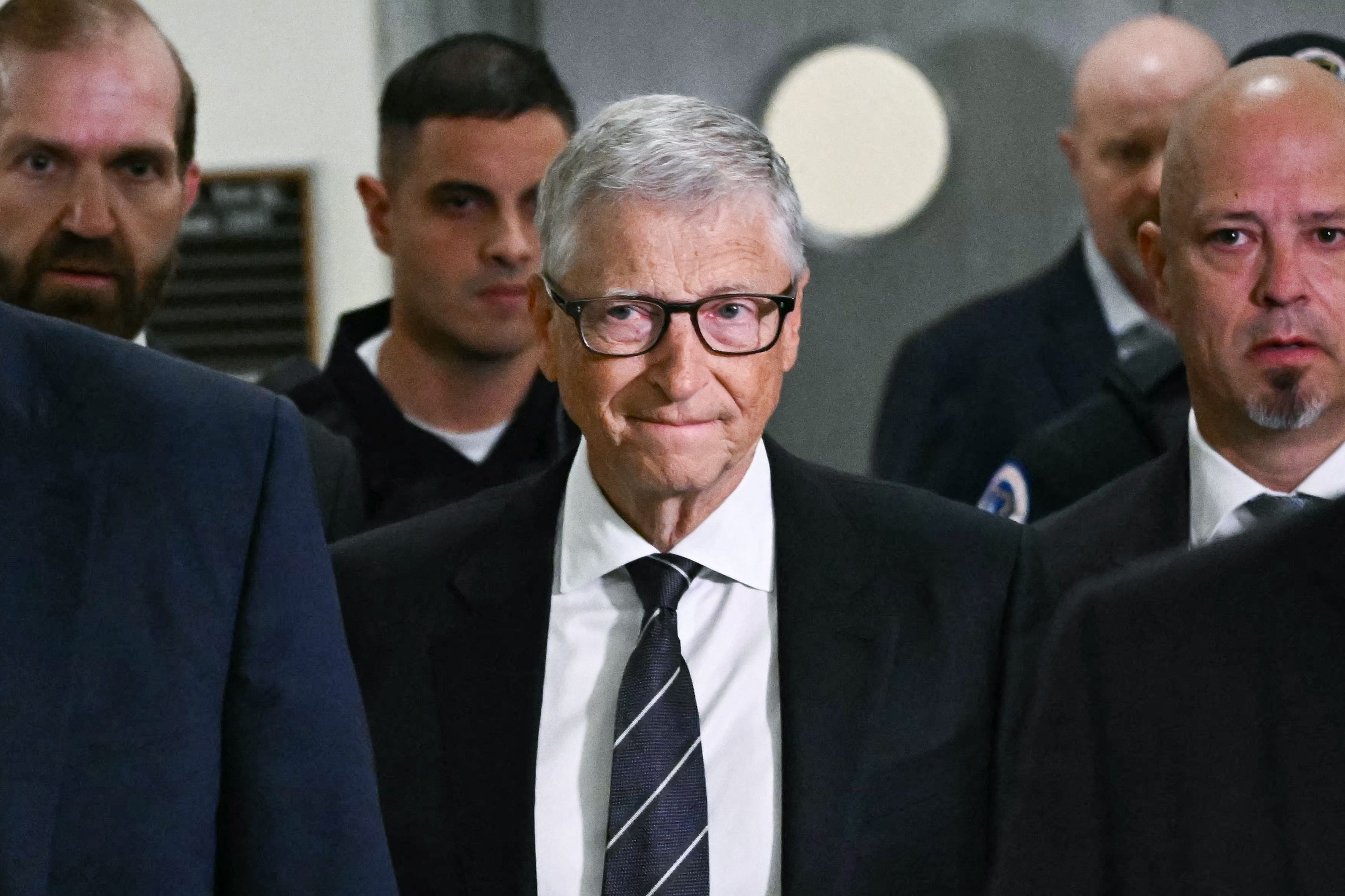 Relations extraconjugales: Epstein aurait envisagé de faire chanter Bill Gates