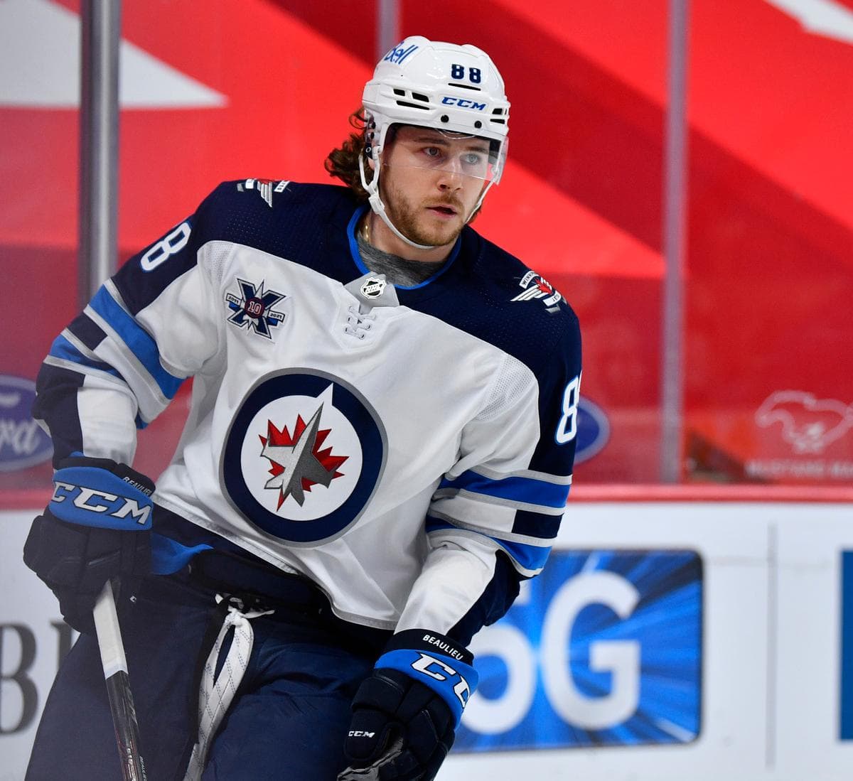 It does not look good for Nathan Beaulieu - SportsBeezer