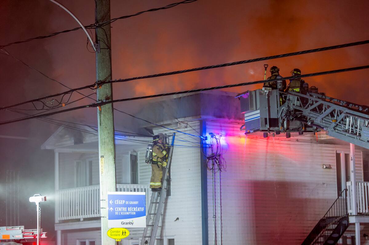 Sept personnes à la rue après un incendie suspect | TVA Nouvelles