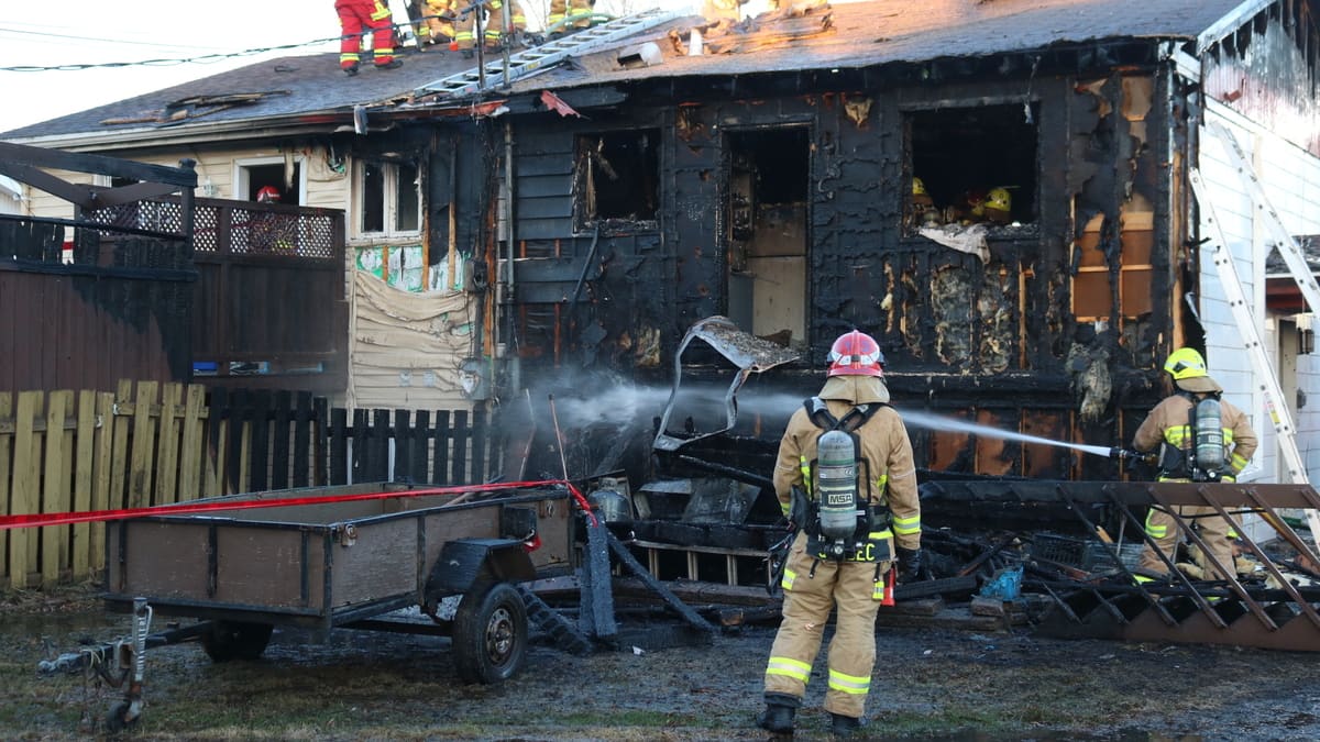 Une résidence de L'Ancienne-Lorette ravagée par un incendie