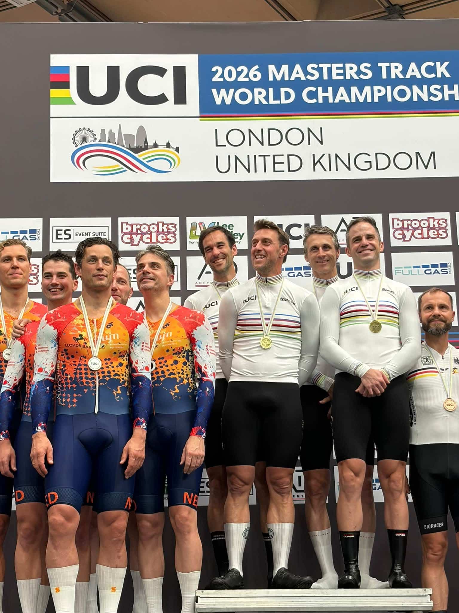 Plusieurs anciens cyclistes québécois de renom ont réalisé un exploit en devenant champions du monde