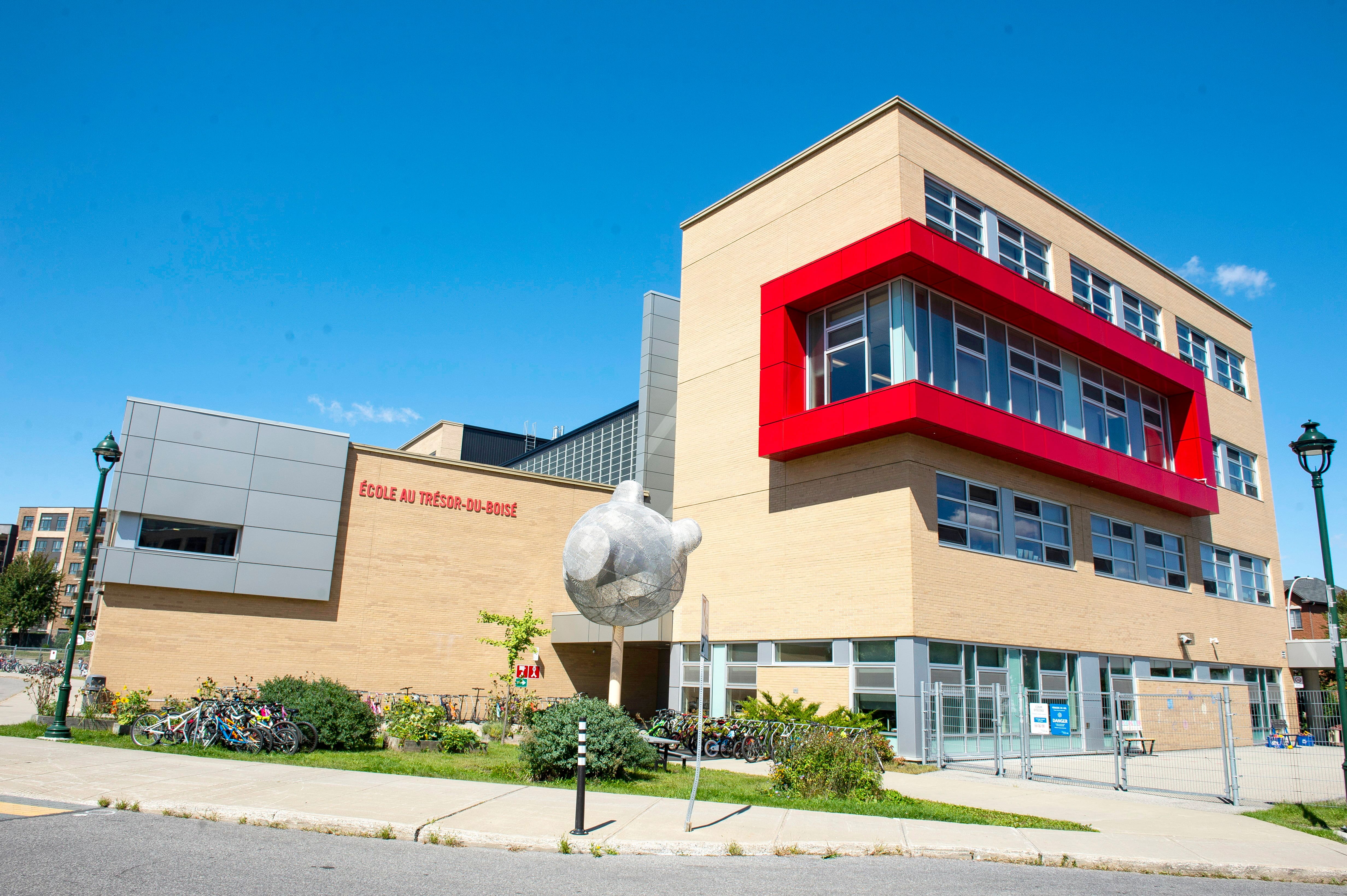 Ces &eacute;coles sont presque neuves, mais pas climatis&eacute;es