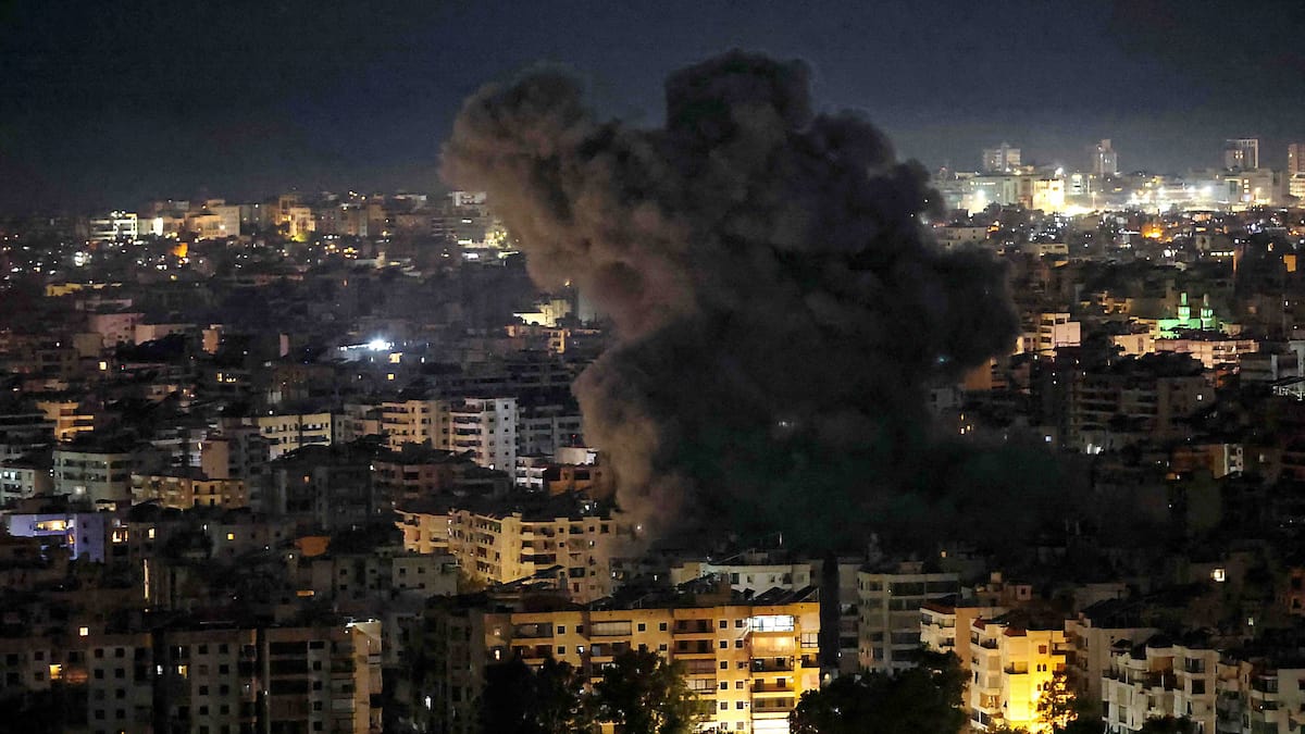 Coincée sous les bombardements à Beyrouth: une Québécoise terrifiée fait ses adieux préventifs à ses proches