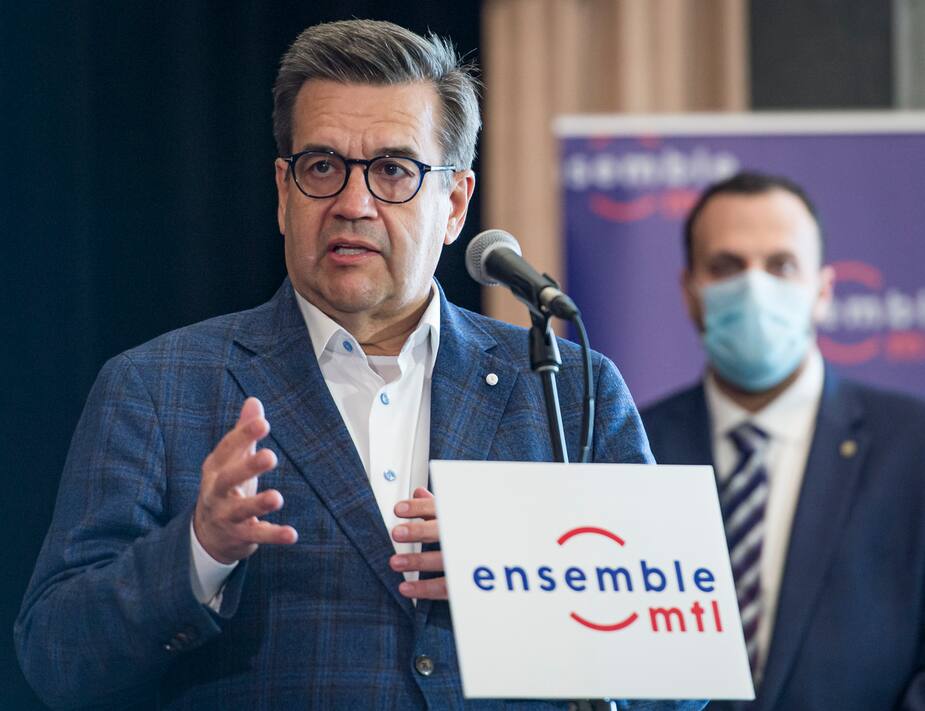 Image principale de l'article Denis Coderre en avance sur Valérie Plante