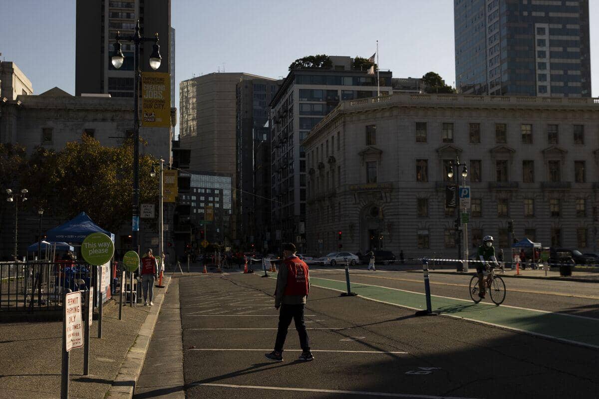 COVID-19: Mise en place d'un couvre-feu à San Francisco | TVA Nouvelles