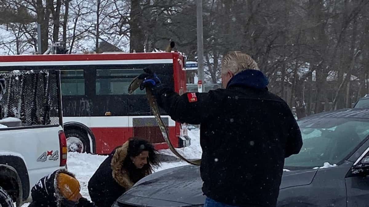 Doug Ford: de premier ministre... à déneigeur?