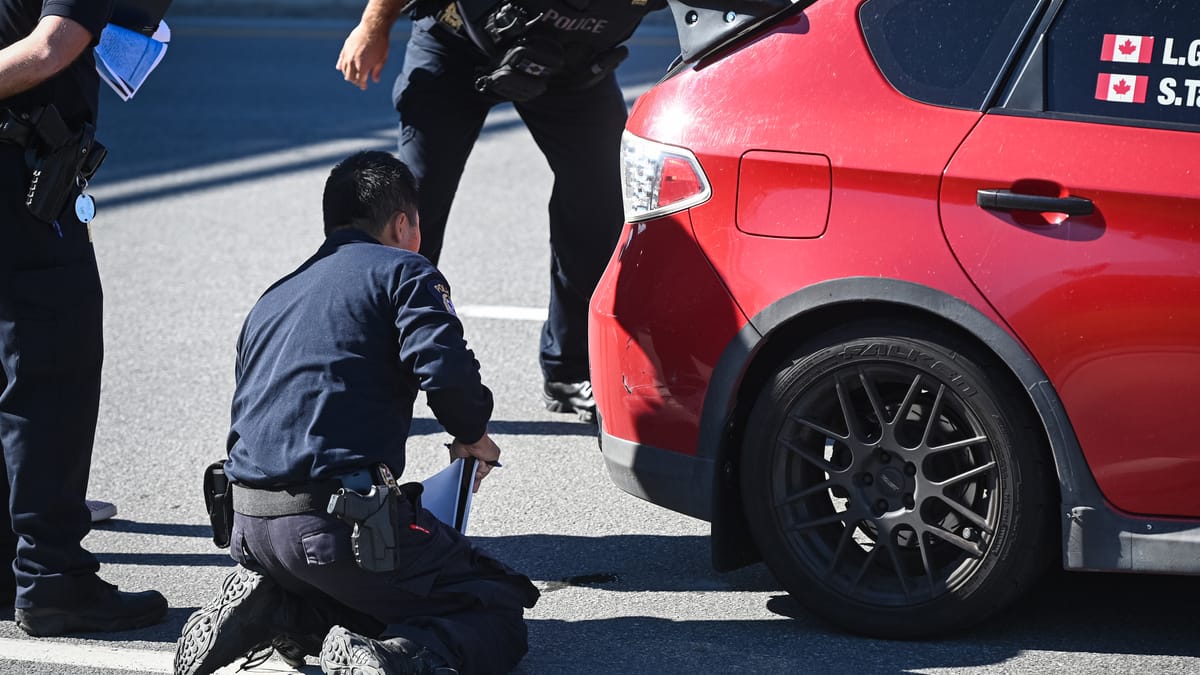 Rage au volant mortelle: une automobiliste aurait foncé sur un autre conducteur qui sortait de son véhicule