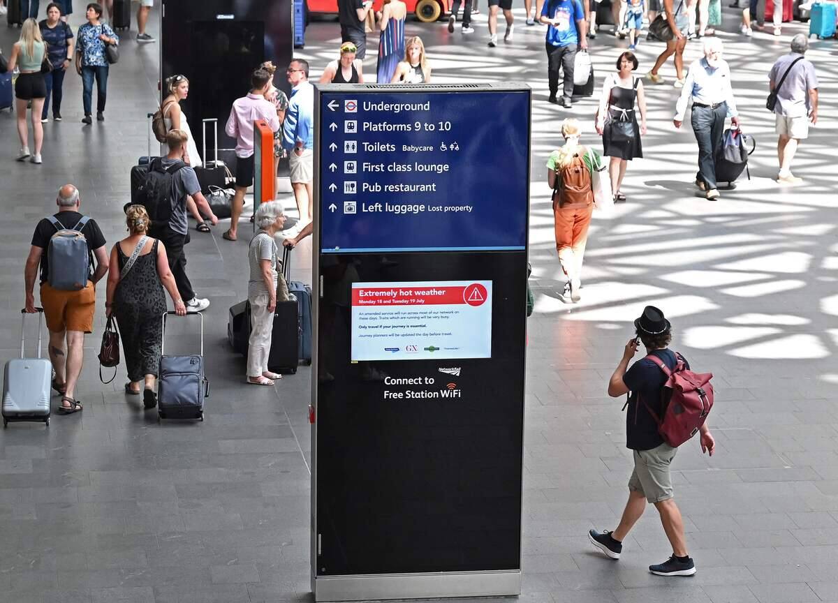Le Royaume-Uni au ralenti sous une chaleur qui s'annonce in&eacute;dite