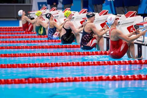 SWIMMING-OLY-2020-2021-TOKYO-PODIUM