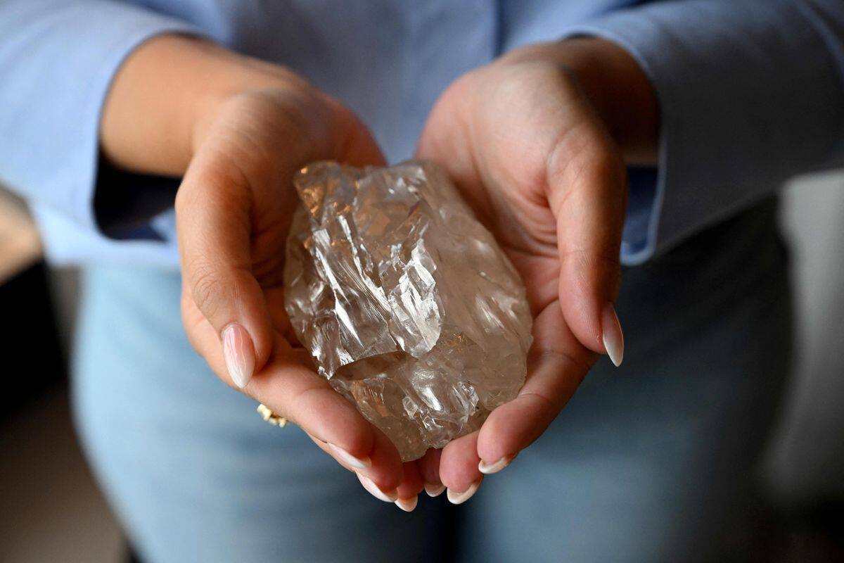 Le deuxième plus gros diamant au monde bientôt dans un musée? JDM — free download