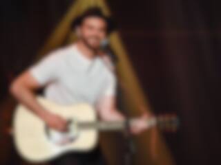 Son premier spectacle après Star Académie