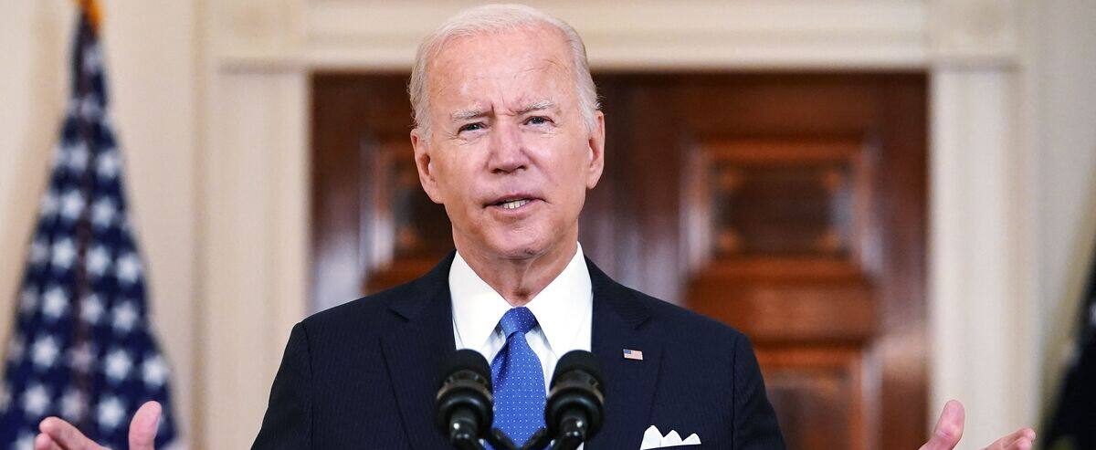 Biden signe la loi qui vise à limiter la violence par arme à feu