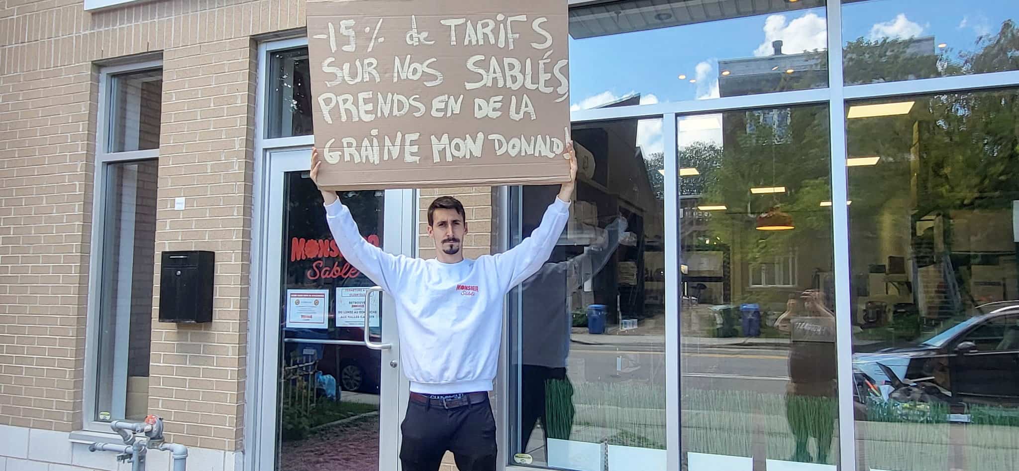 Tarifs américains: des entreprises québécoises narguent le président des États-Unis en annonçant des «rabais Trump» et autres boycottages