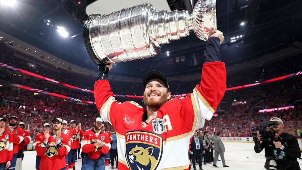 Champion de la coupe Stanley: voici les séries de blessures qui embêtaient Matthew Tkachuk (et d’autres vedettes des Panthers)