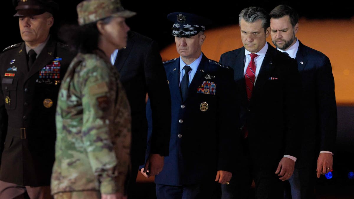 Le vice-président Vance a accueilli la dépouille du septième soldat américain tué au Moyen-Orient