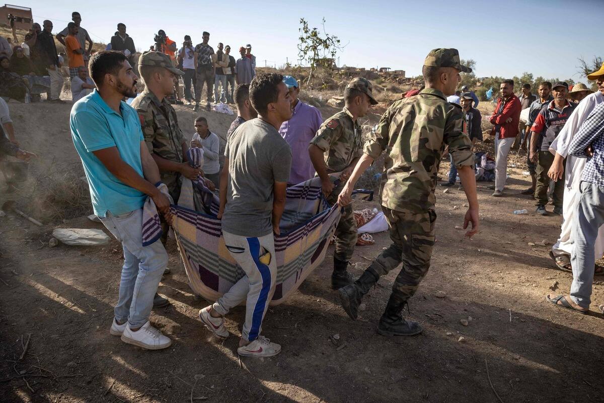 Plus de 2000 morts; le bilan continue de s'alourdir au Maroc