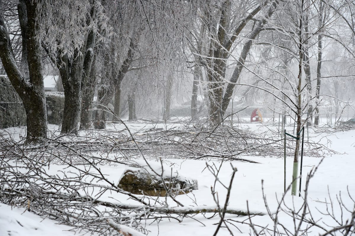 Du verglas et des forts vents &agrave; Terre-Neuve et au Labrador