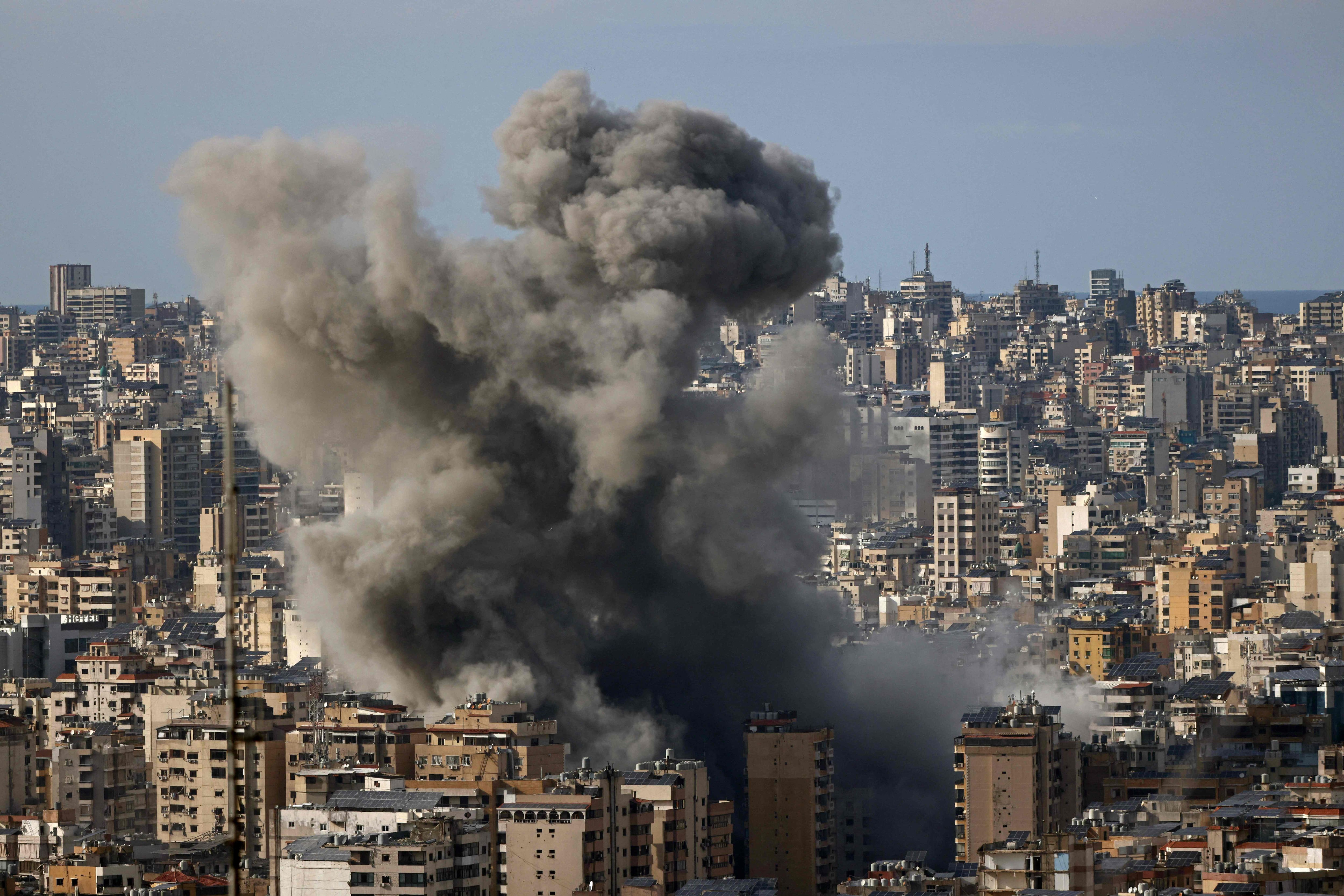 Frappes sur l'Iran et le Liban, la banlieue sud de Beyrouth se vide