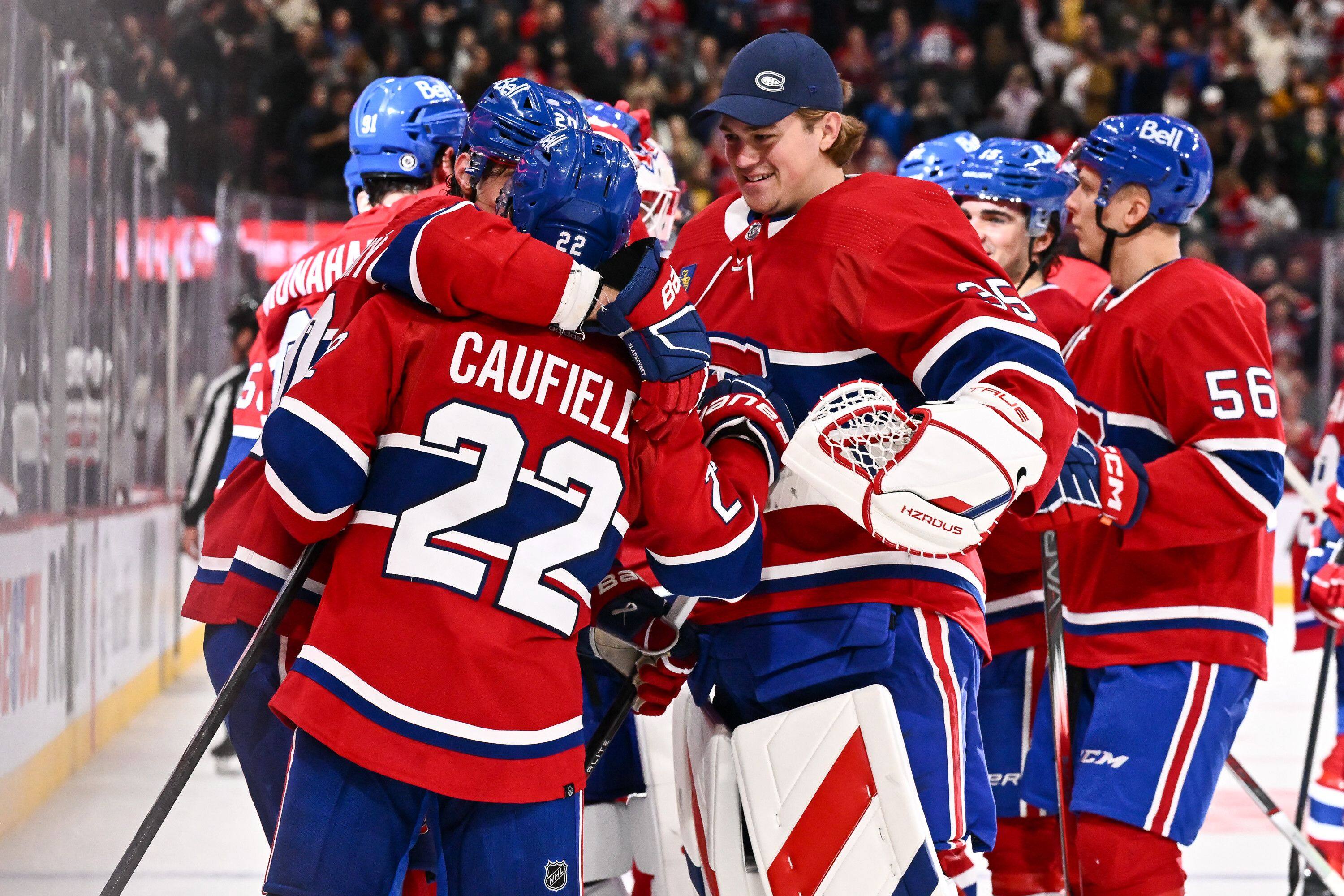 Cole Caufield ferme les livres en prolongation!