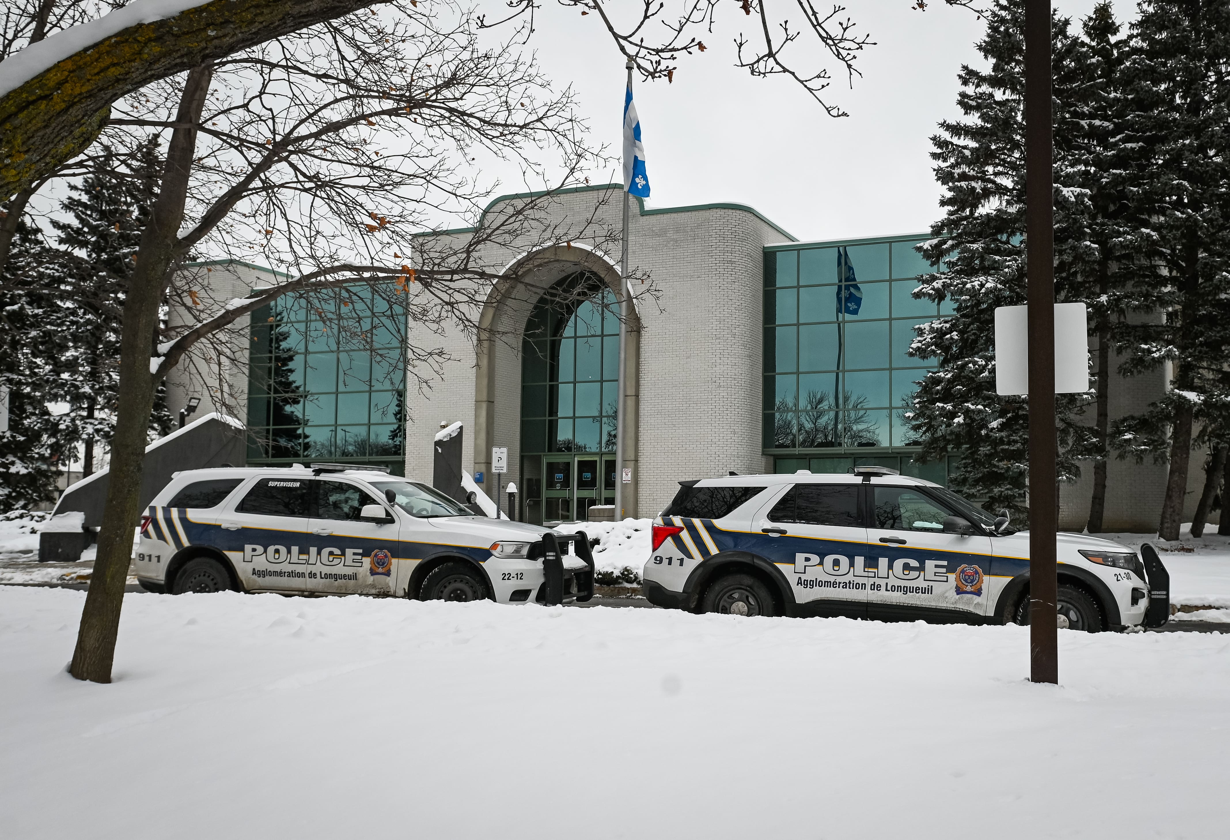 El ataque se produjo en el juzgado de Longueuil. MAXIME DELAND/AGENCIA QMI