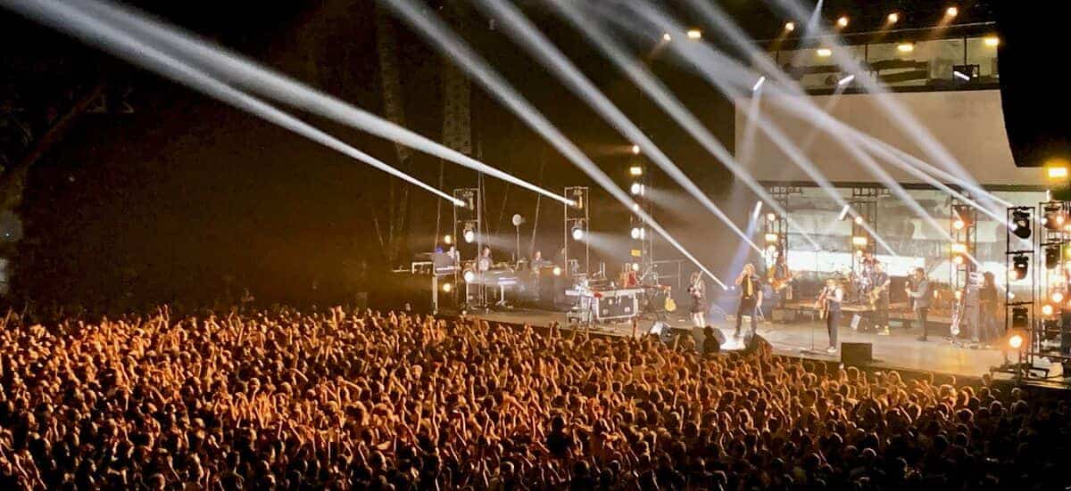 France: retrouvailles triomphales pour les Cowboys Fringants