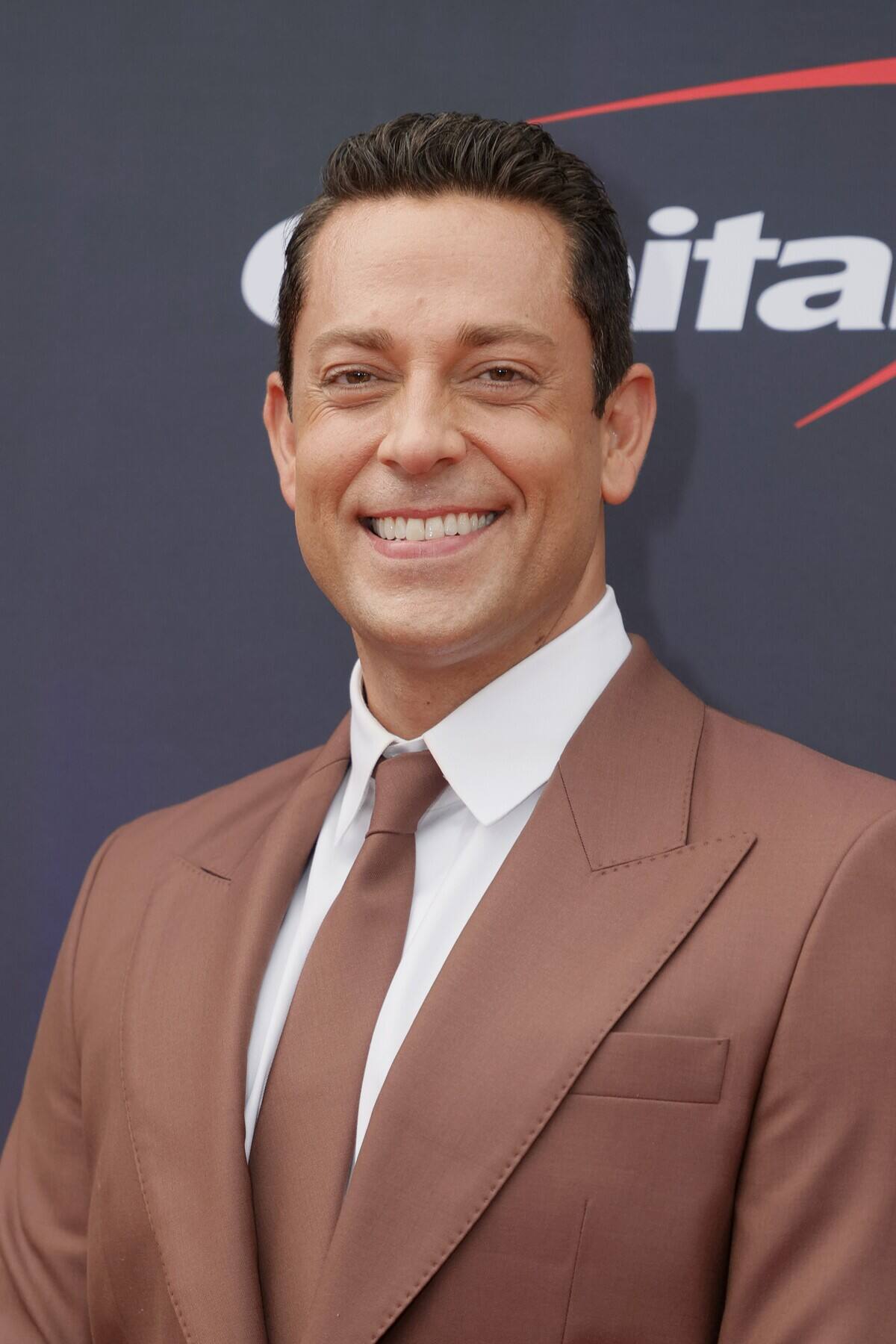 &laquo;American Underdog&raquo;: &laquo;Je crois au destin&raquo; - Zachary Levi