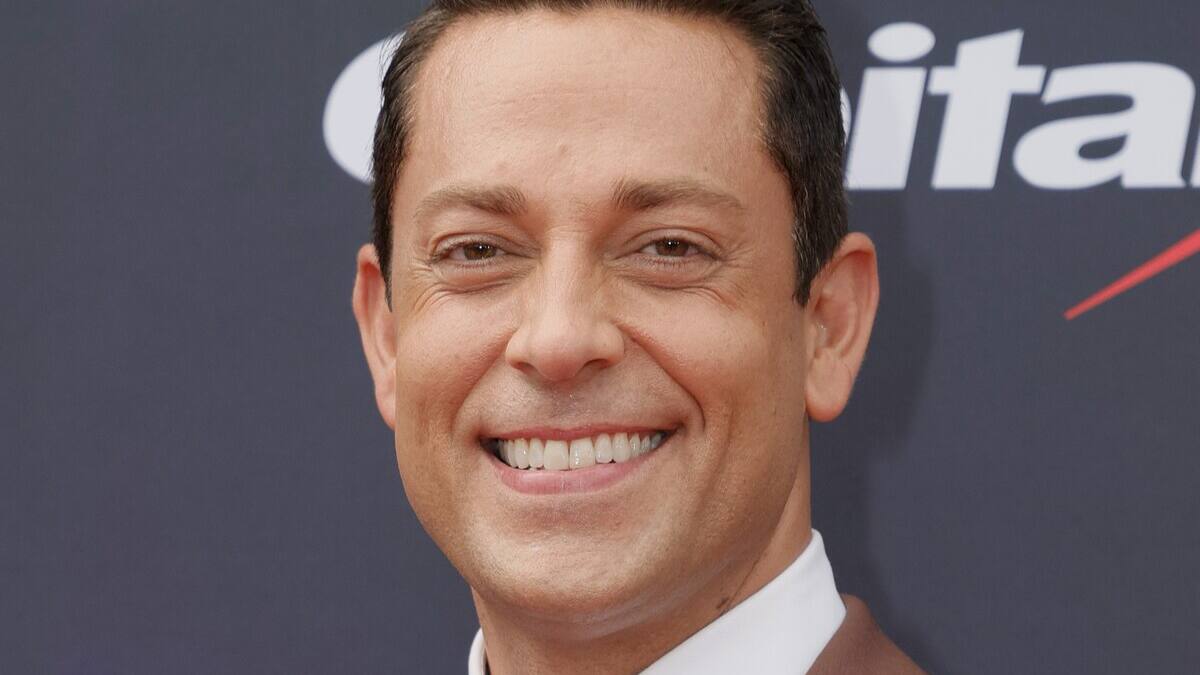 «American Underdog»: «Je crois au destin» - Zachary Levi