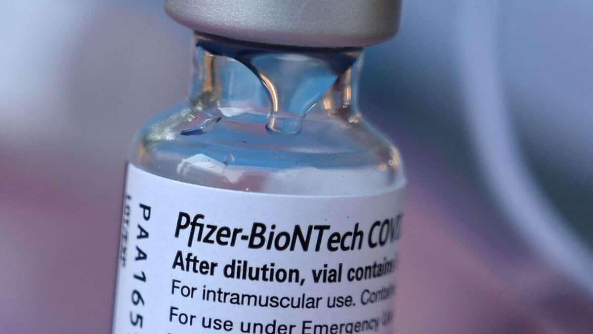 Les États-Unis autorisent une 3e dose de vaccin Pfizer pour les personnes de 65 ans et plus ou à «risque»