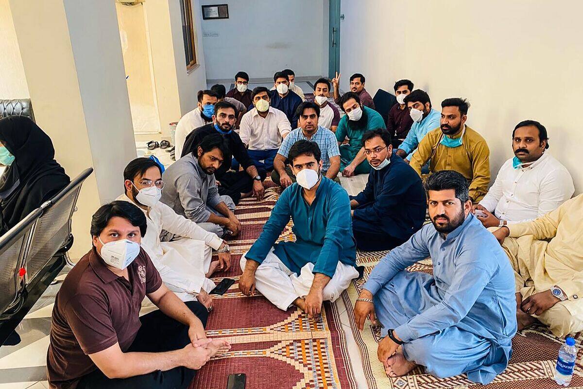 Une grève de la faim contre le manque d'équipements de ...