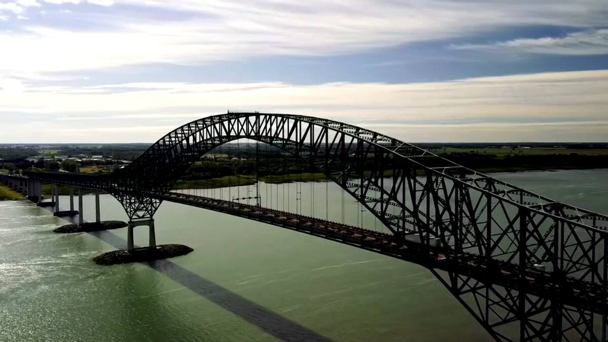 Cure de jouvence de 261 M$ pour le pont Laviolette