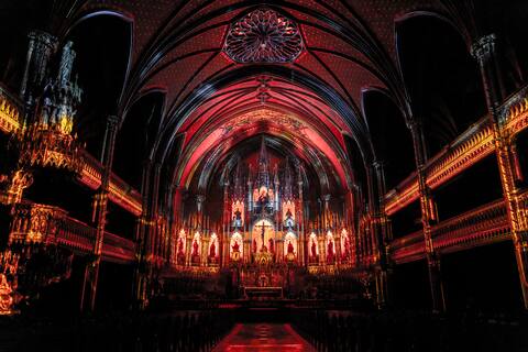 Basilique Notre-Dame: la magie d’«AURA» envoûte encore