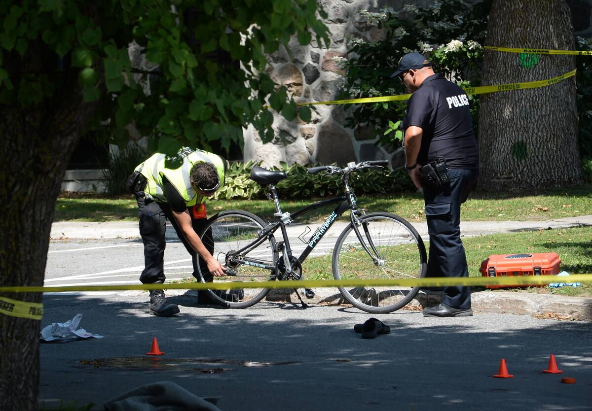 Garcon Mort A Velo Le Debat Autour Du Casque Obligatoire Est Relance Tva Nouvelles