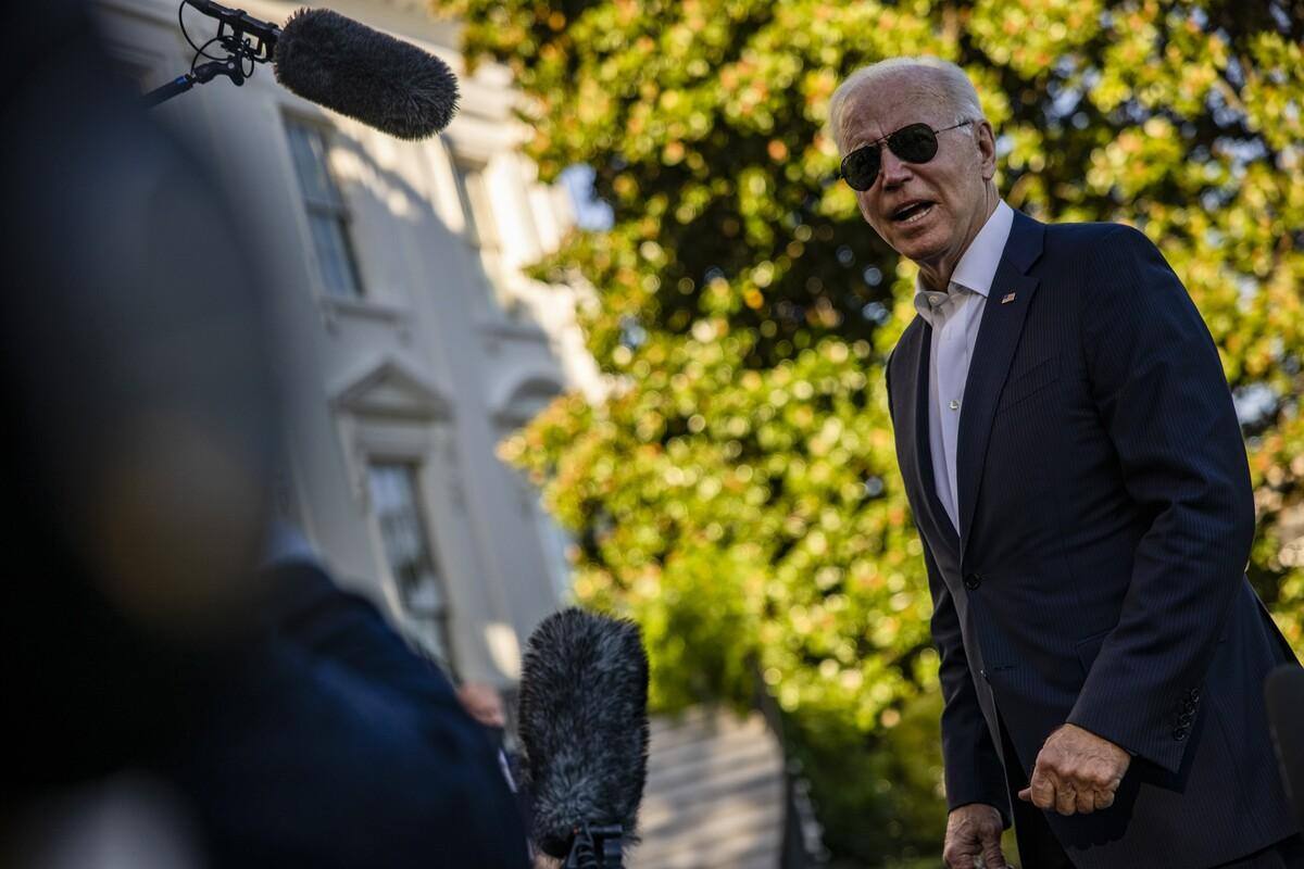 Biden recevra sa troisi&egrave;me dose de vaccin anti-Covid lundi