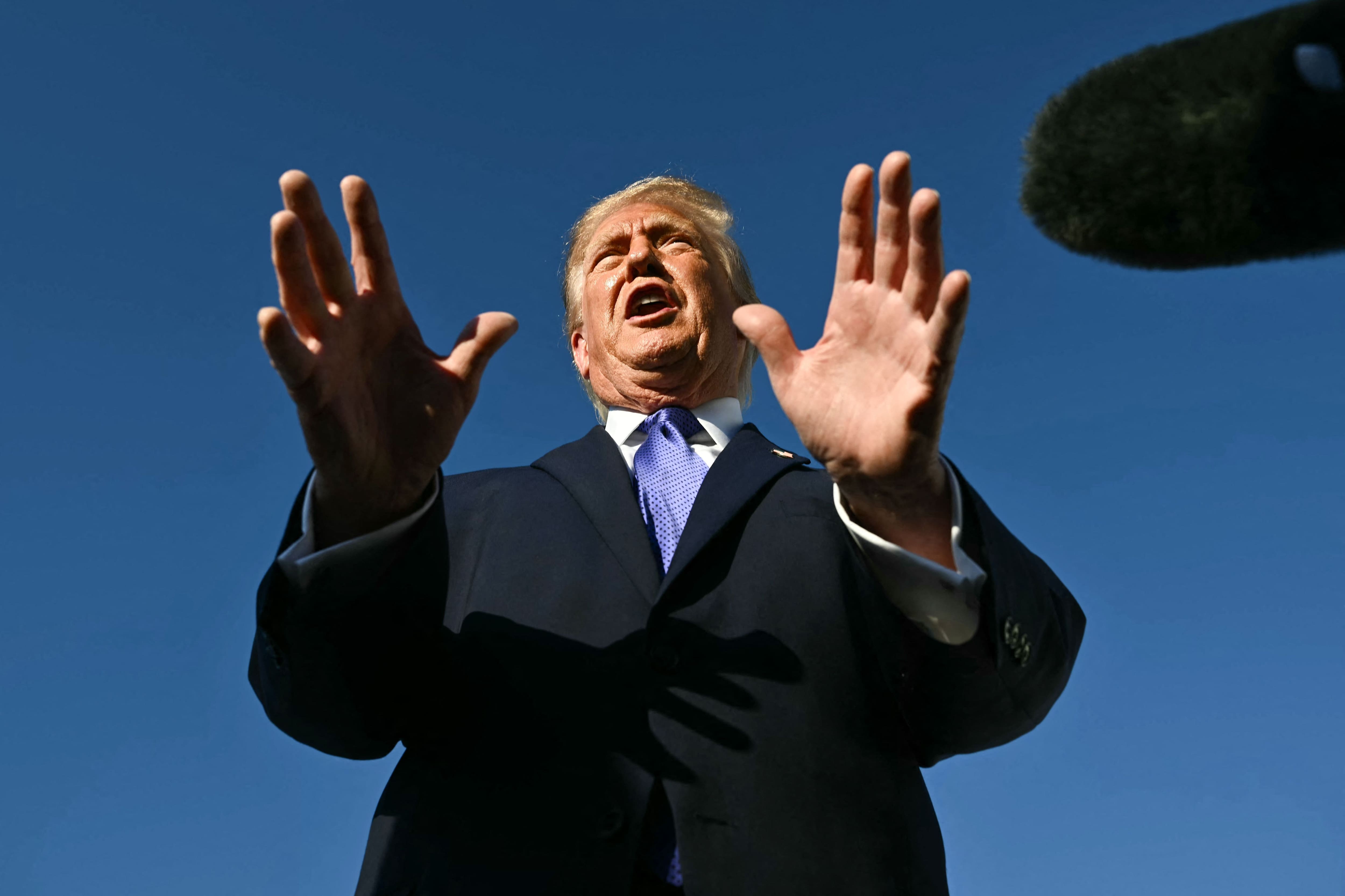 Voici comment le gouvernement Trump pourrait s'ingérer dans les élections de mi-mandat