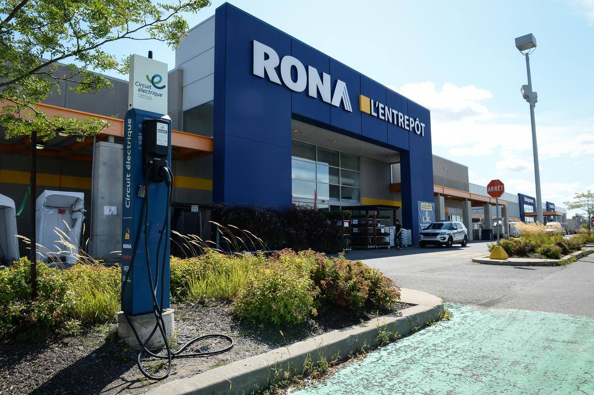 RONA et RénoDépôt changent encore de main TVA Nouvelles