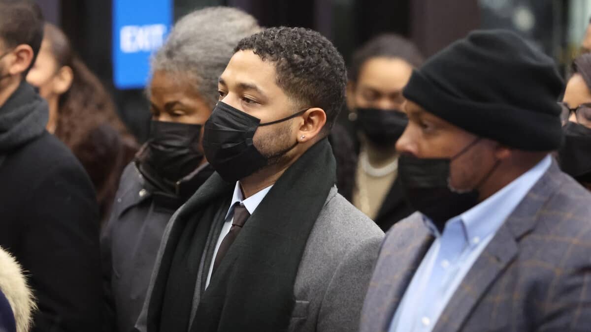 L'acteur Jussie Smollett reconnu coupable d'avoir mis en scène une agression raciste